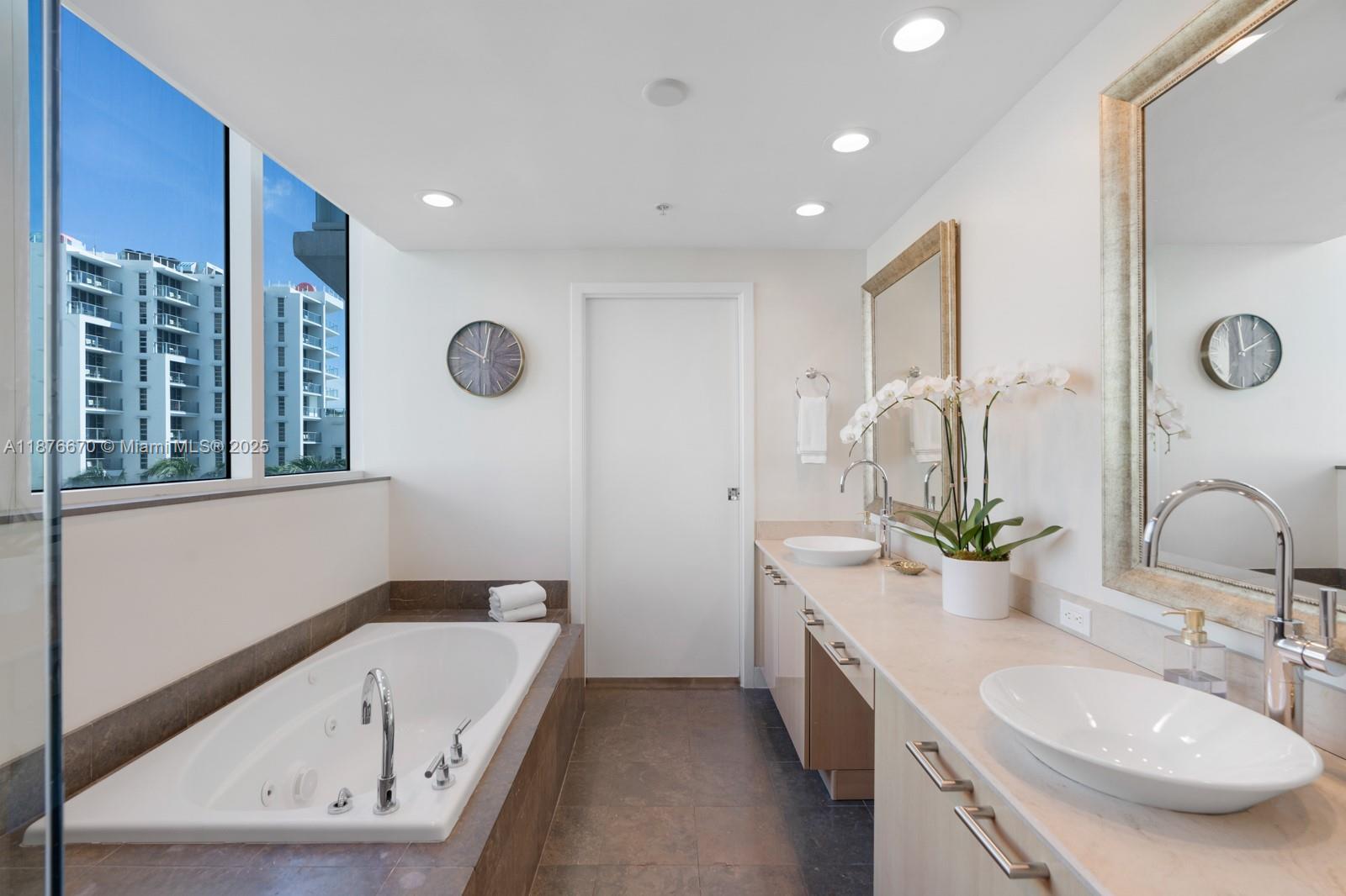 3801 Collins Ave #503, Miami Beach FL 33140