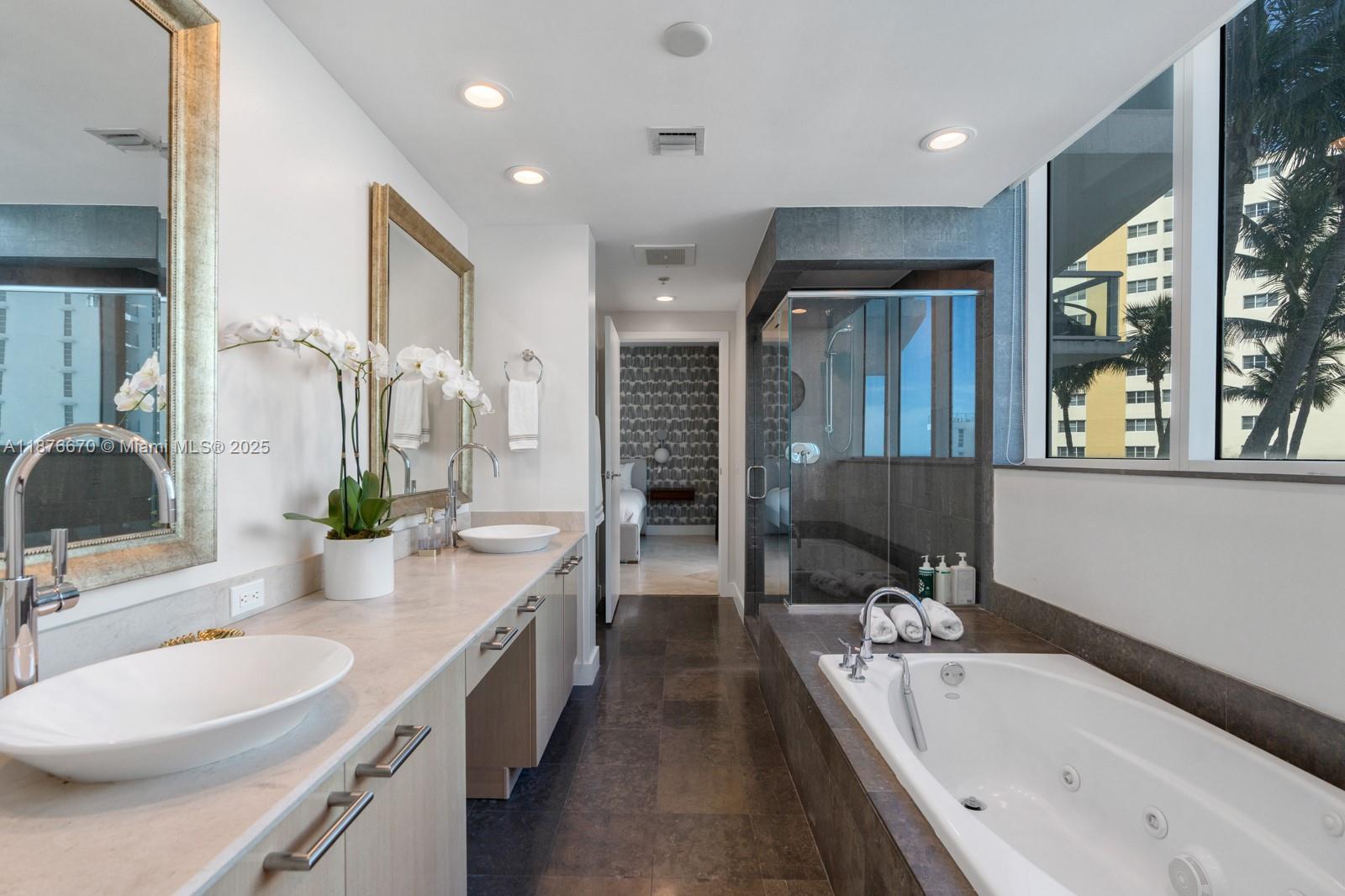 3801 Collins Ave #503, Miami Beach FL 33140