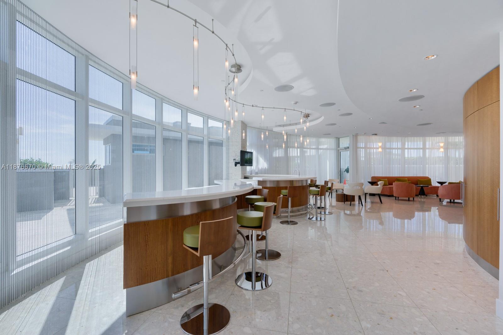 3801 Collins Ave #503, Miami Beach FL 33140