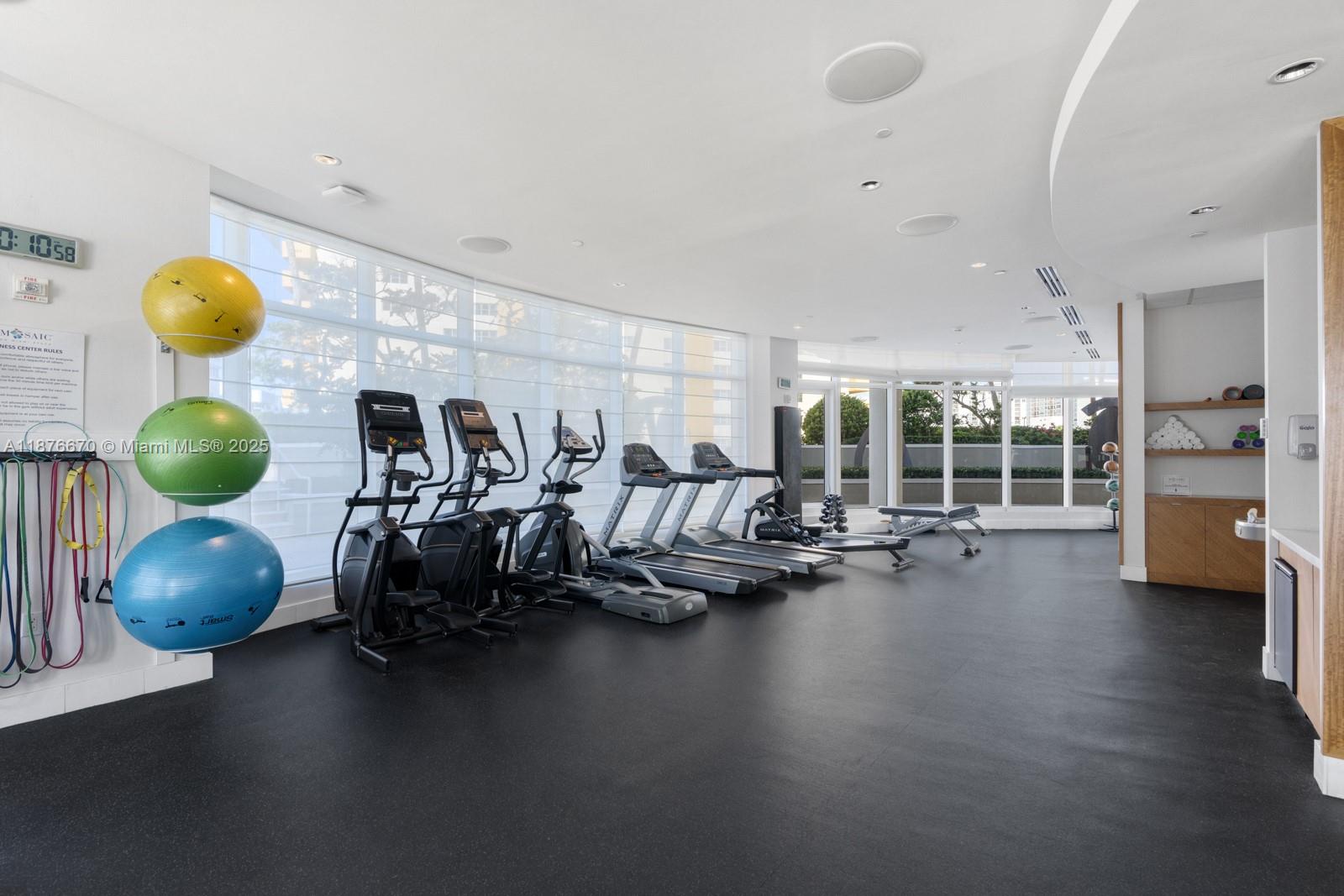 3801 Collins Ave #503, Miami Beach FL 33140