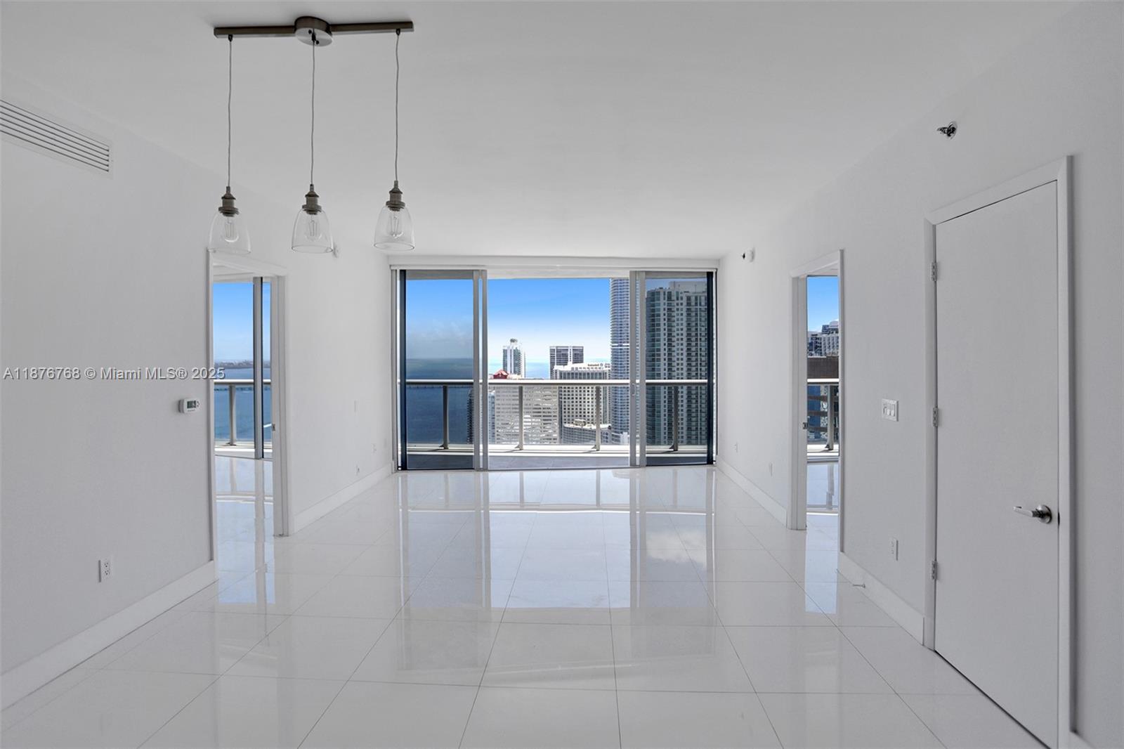 495 Brickell Ave #4405, Miami FL 33131