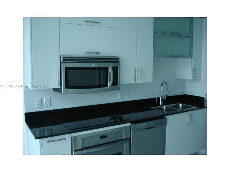 60 SW 13th St #4010, Miami FL 33130