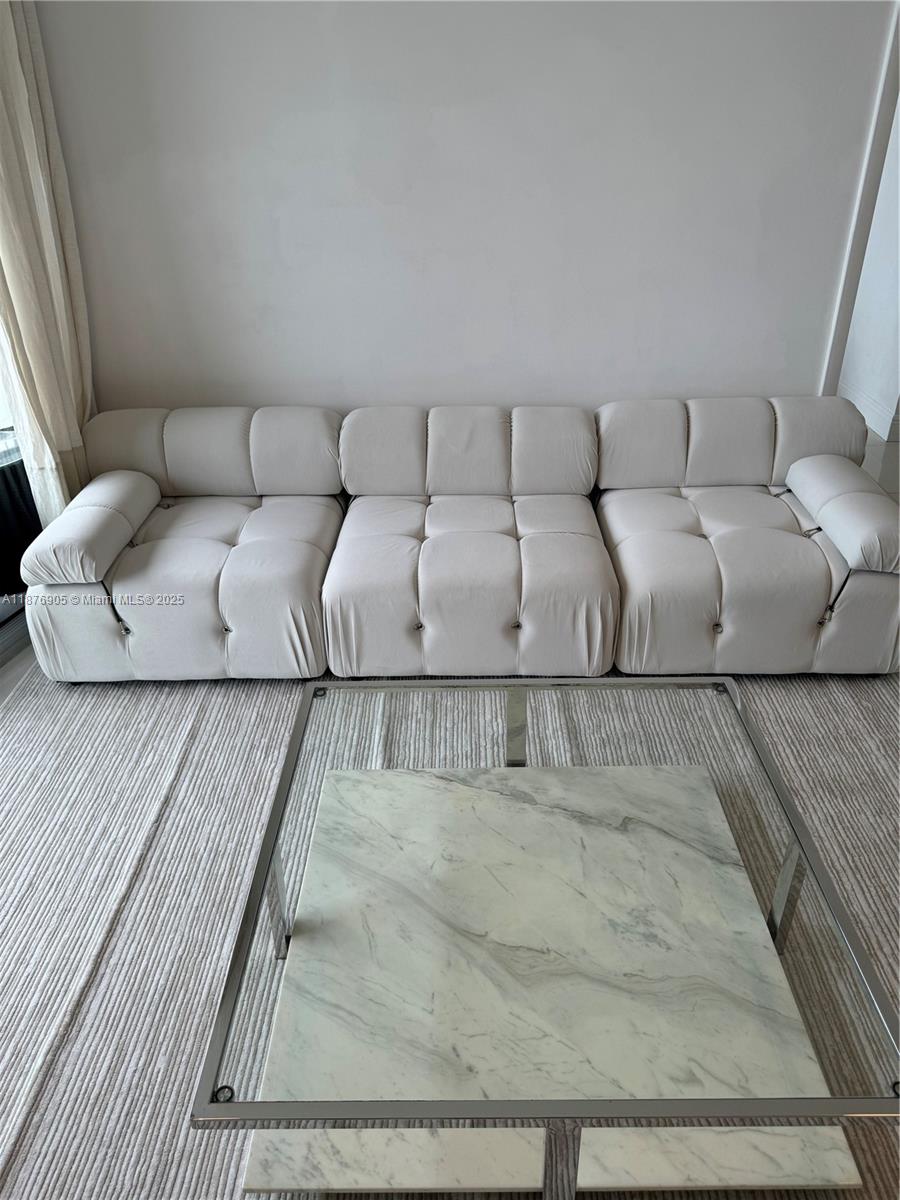465 Brickell Ave #3104, Miami FL 33131
