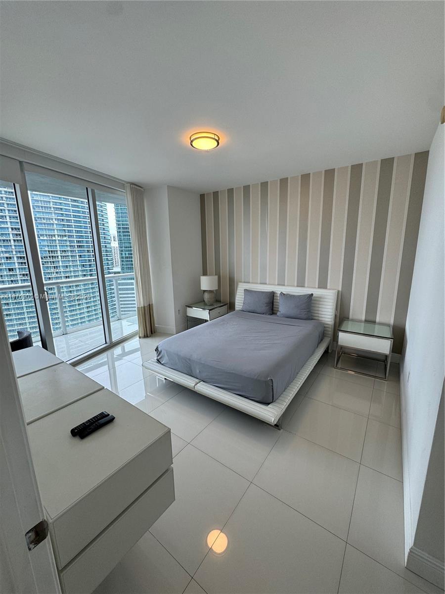 465 Brickell Ave #3104, Miami FL 33131