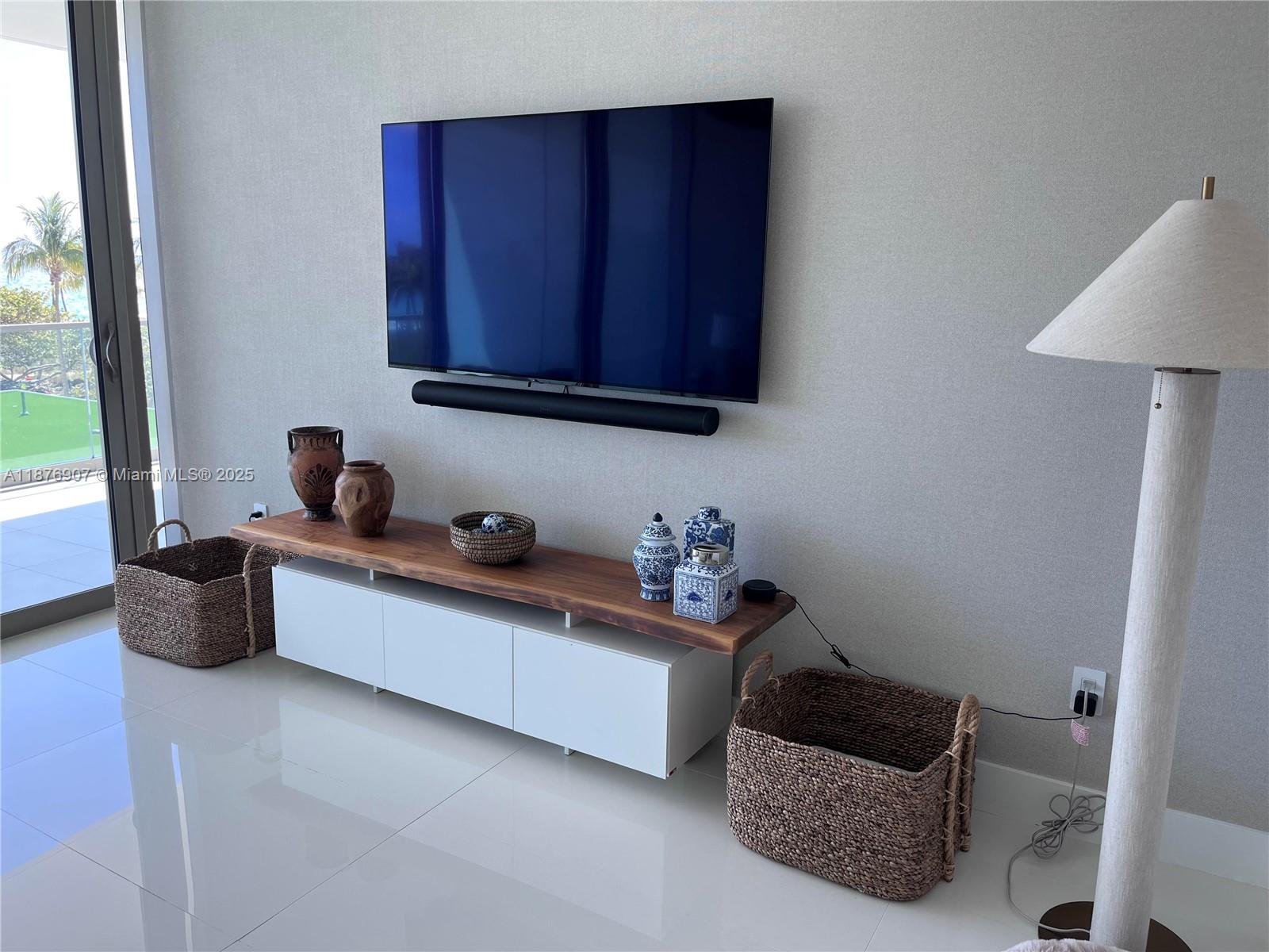 10201 Collins Ave #301, Bal Harbour FL 33154