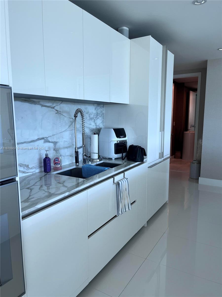 10201 Collins Ave #301, Bal Harbour FL 33154