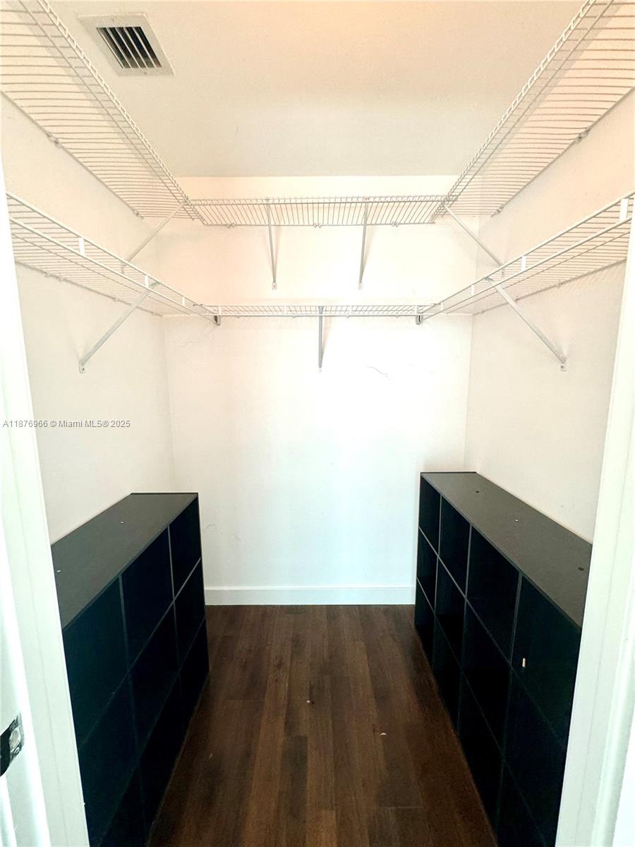 1111 SW 1st Ave #3115, Miami FL 33130