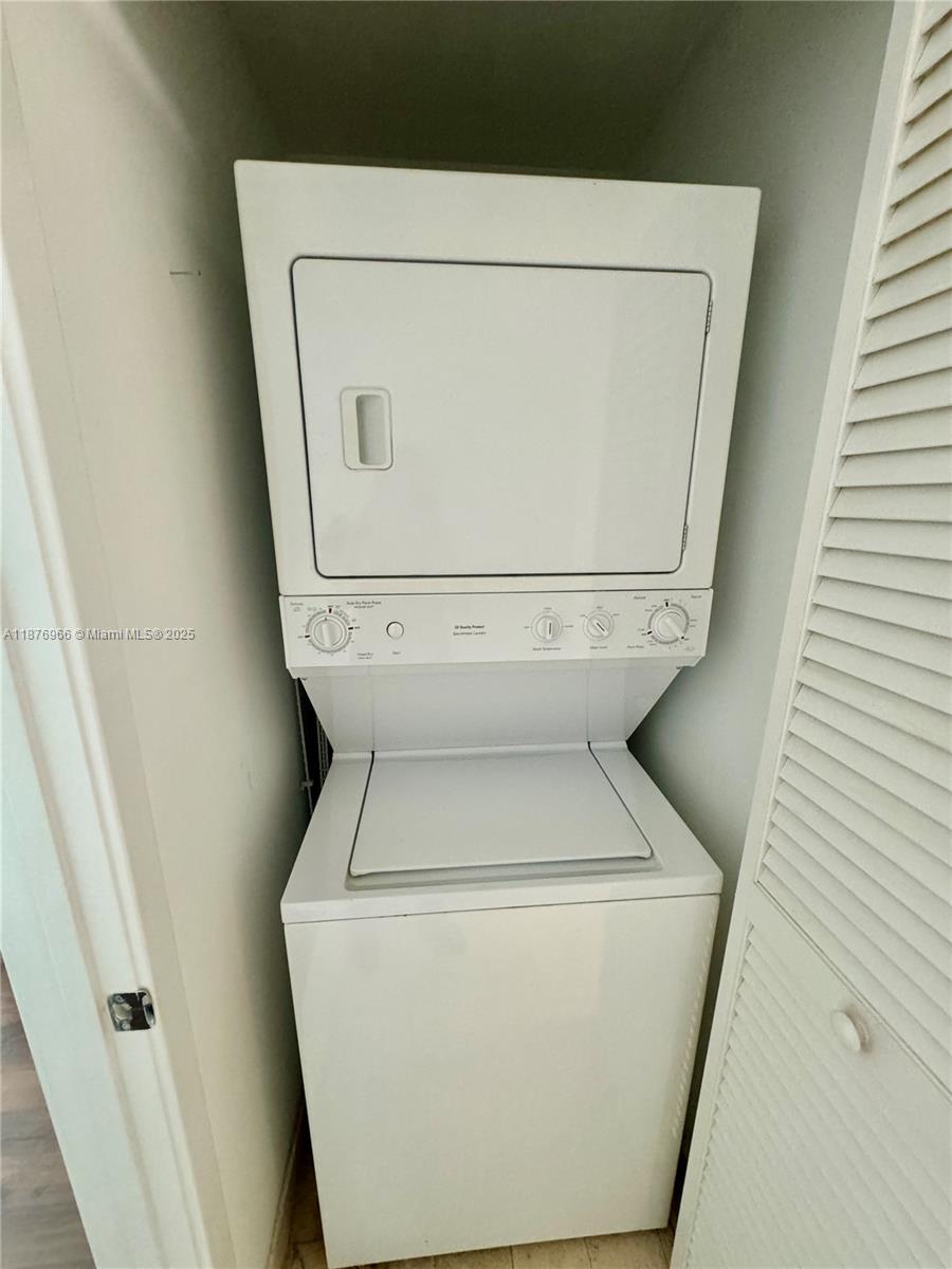 1111 SW 1st Ave #3115, Miami FL 33130