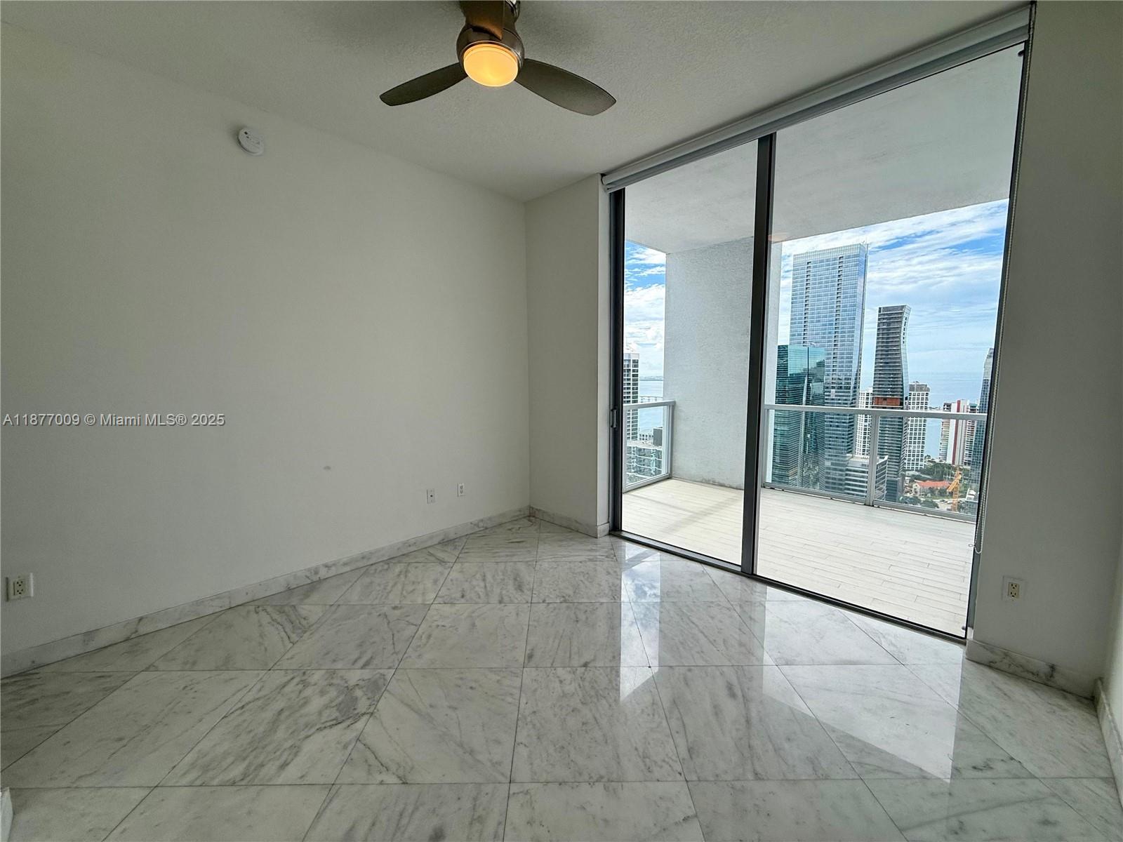 1060 Brickell Ave #4305, Miami FL 33131