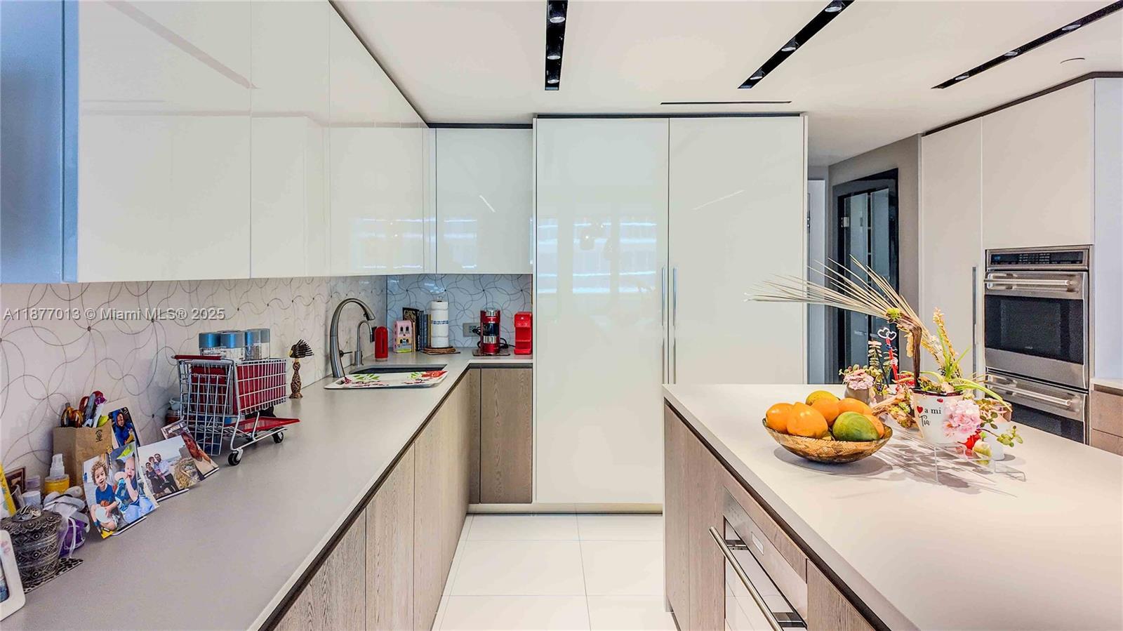 9999 Collins Ave #6A & Cabana, Bal Harbour FL 33154