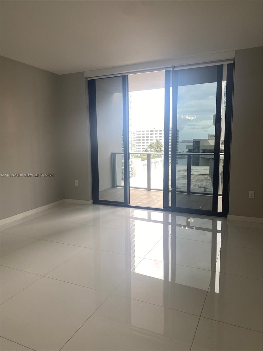 1010 Brickell Ave #1502, Miami FL 33131