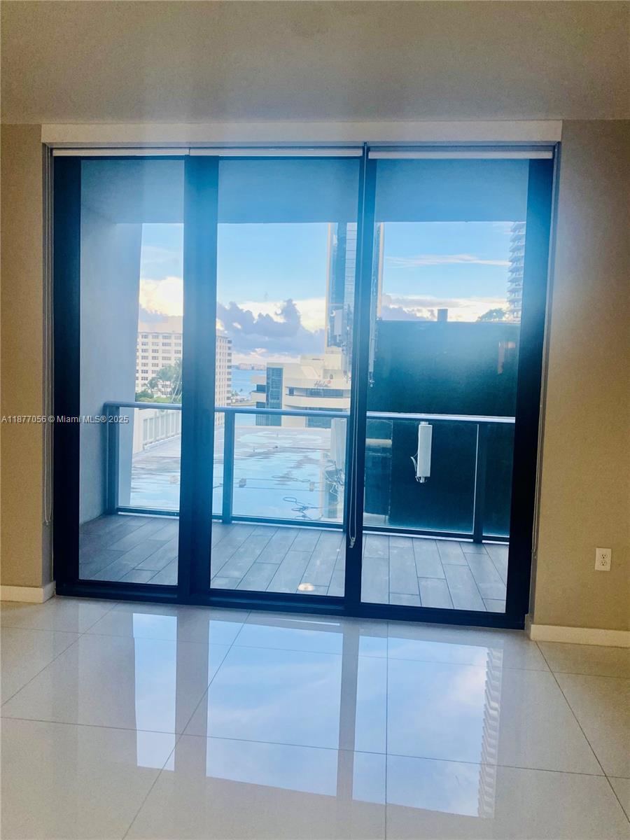 1010 Brickell Ave #1502, Miami FL 33131