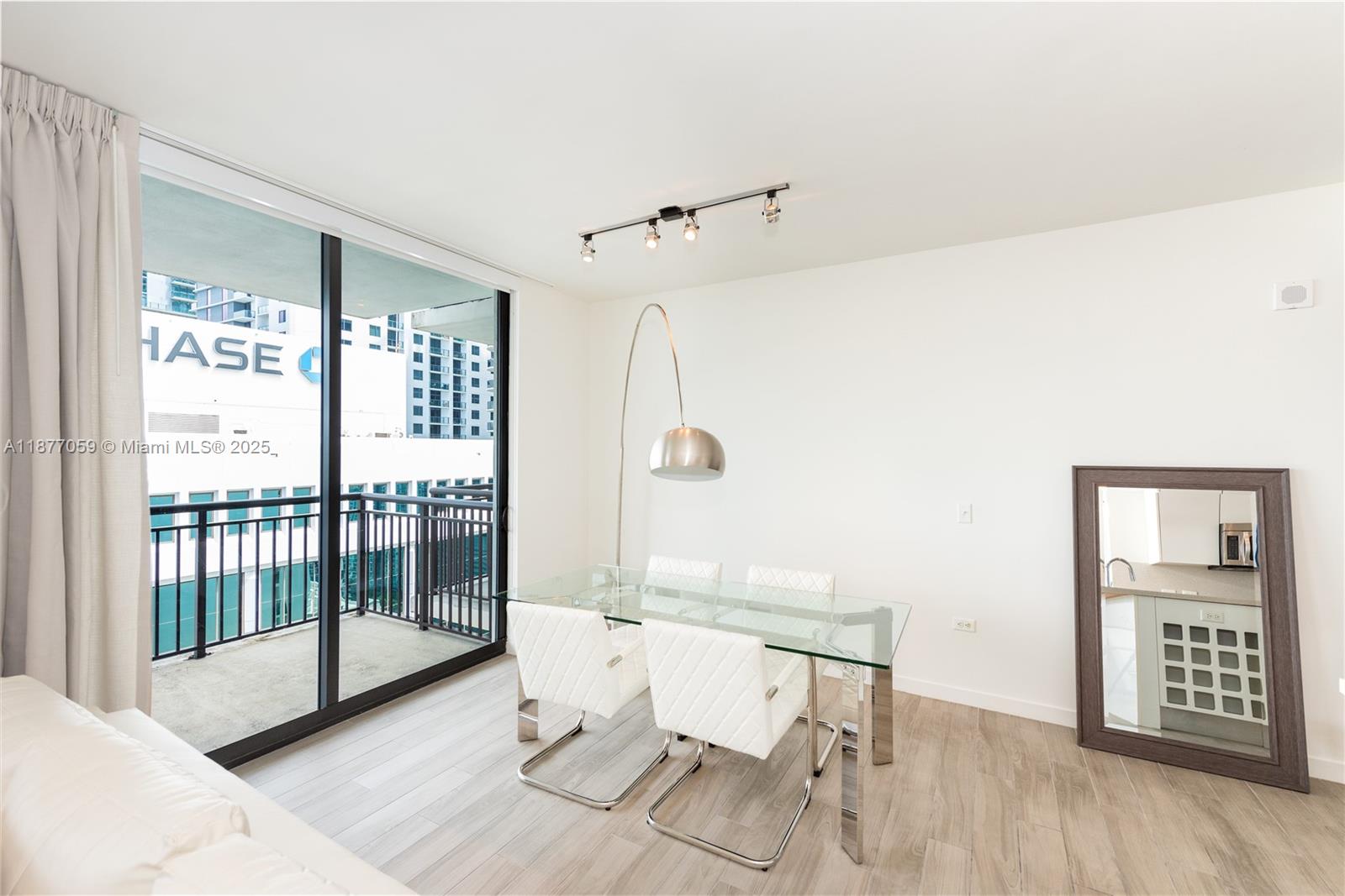 999 SW 1st Ave #3114, Miami FL 33130