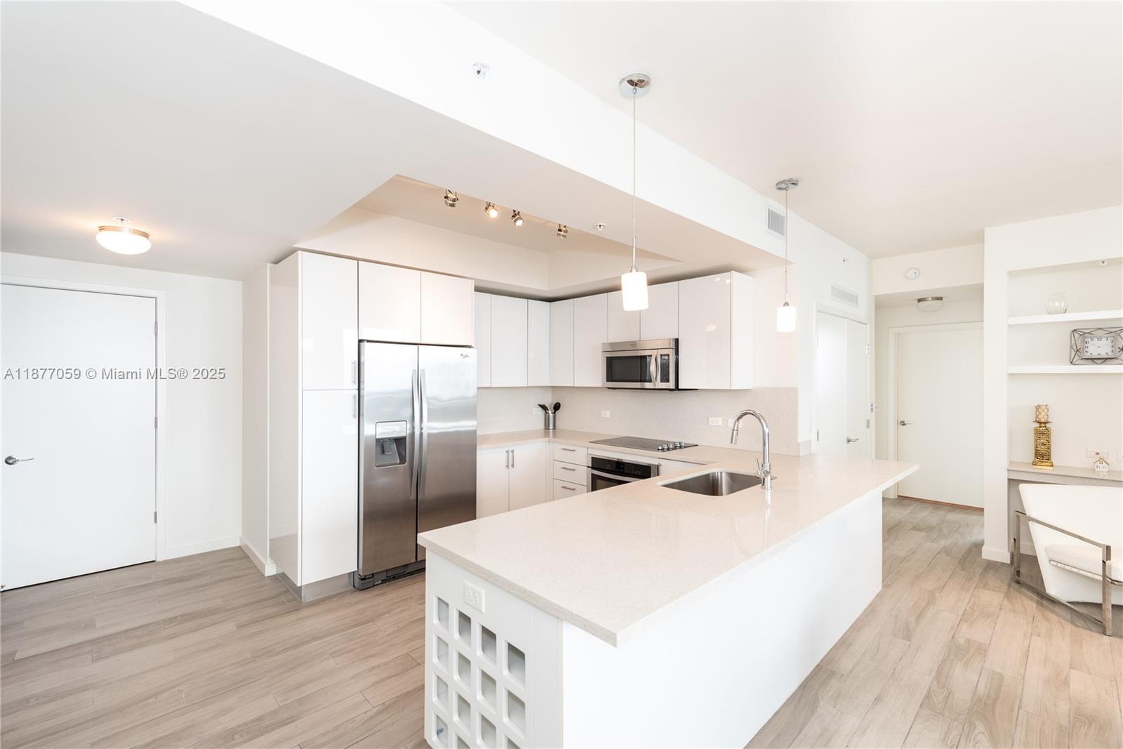 999 SW 1st Ave #3114, Miami FL 33130