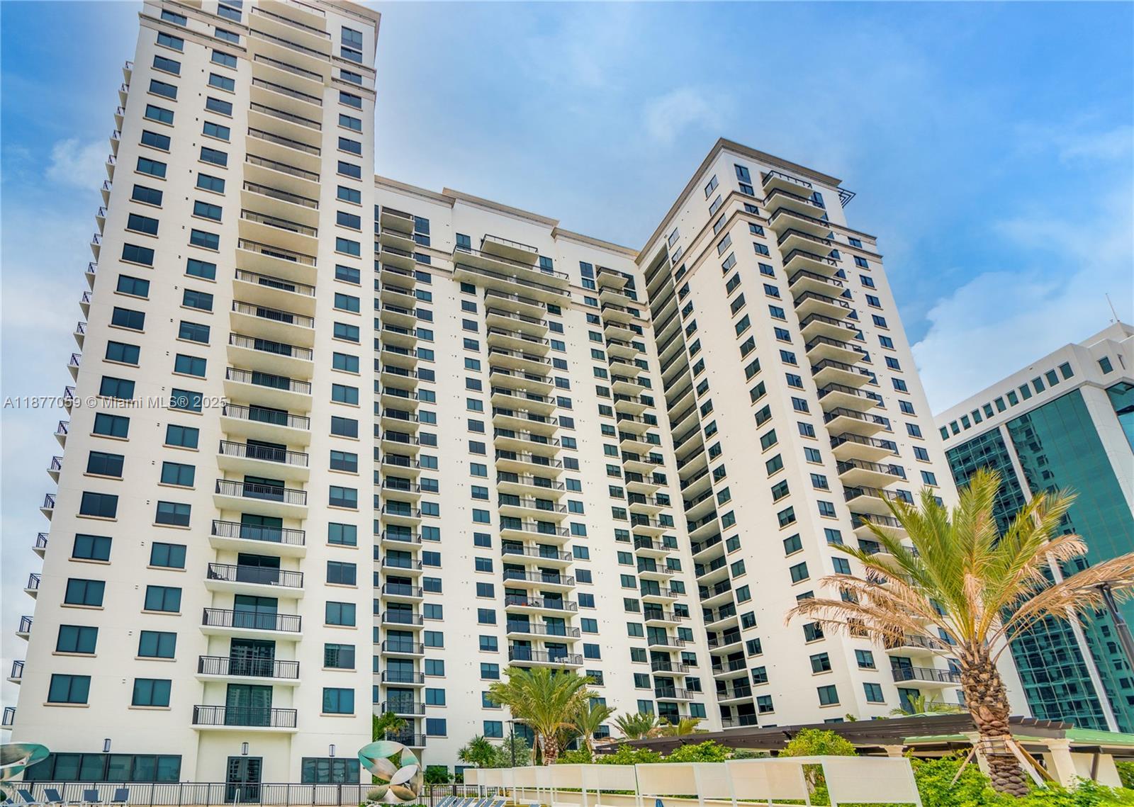 999 SW 1st Ave #3114, Miami FL 33130