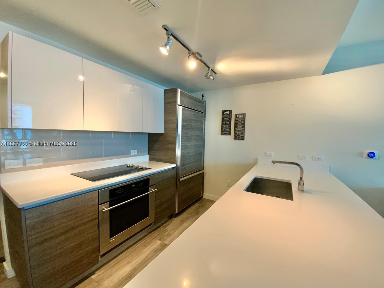1100 S Miami Ave #2811, Miami FL 33130