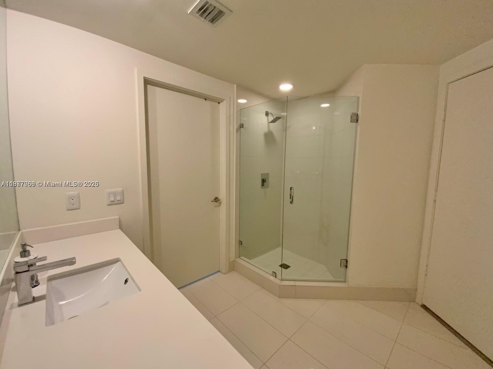 1100 S Miami Ave #2811, Miami FL 33130