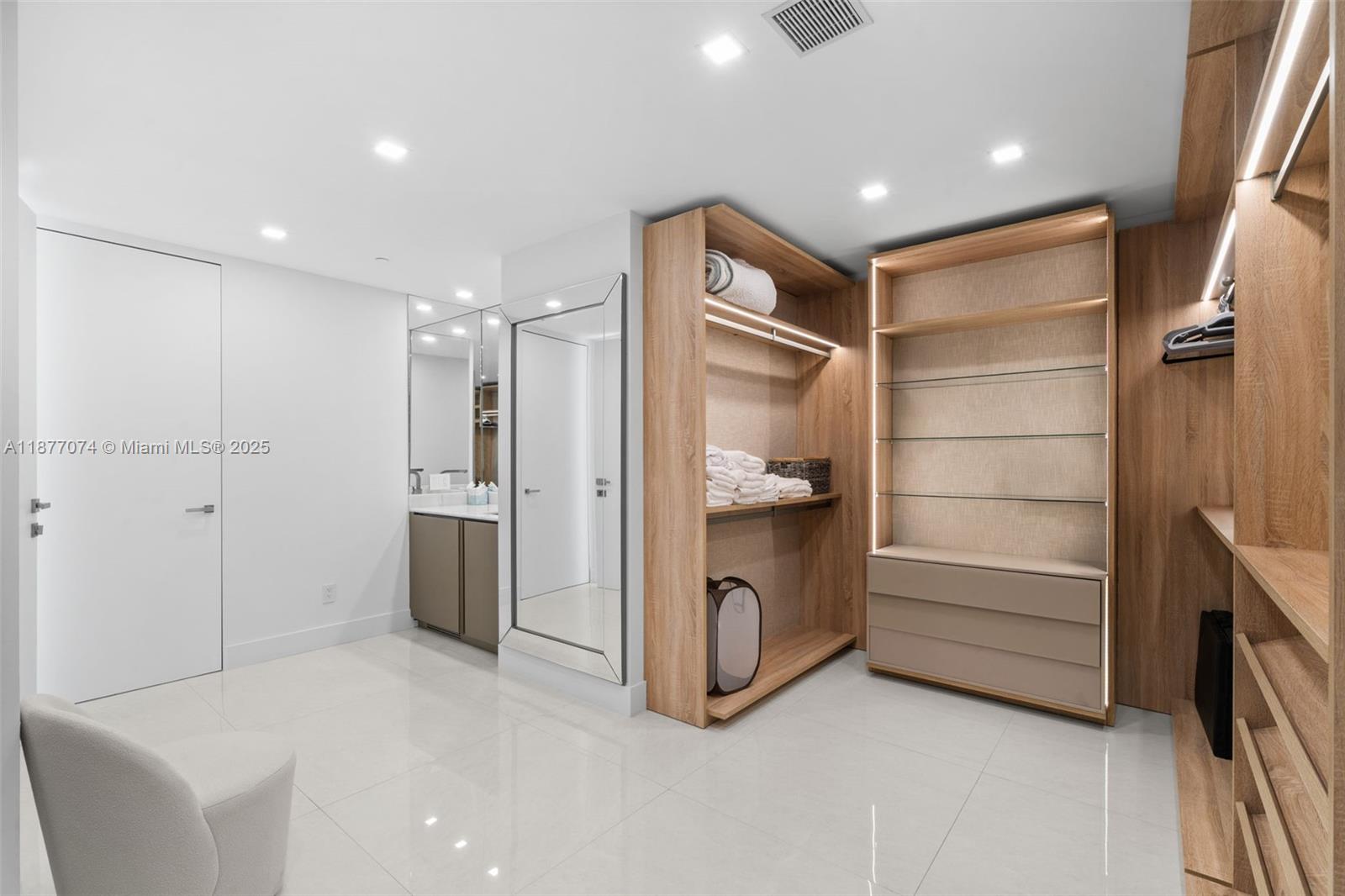 18975 Collins Ave #3400, Sunny Isles Beach FL 33160