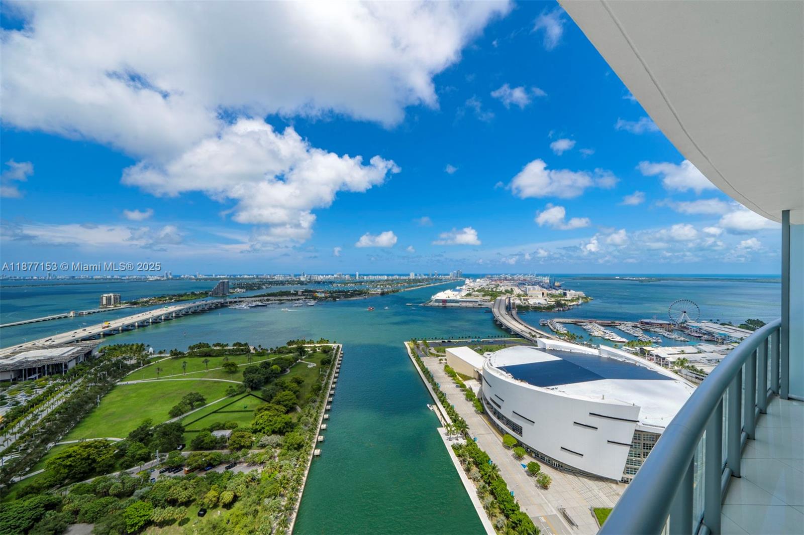 888 Biscayne Blvd #3710, Miami FL 33132