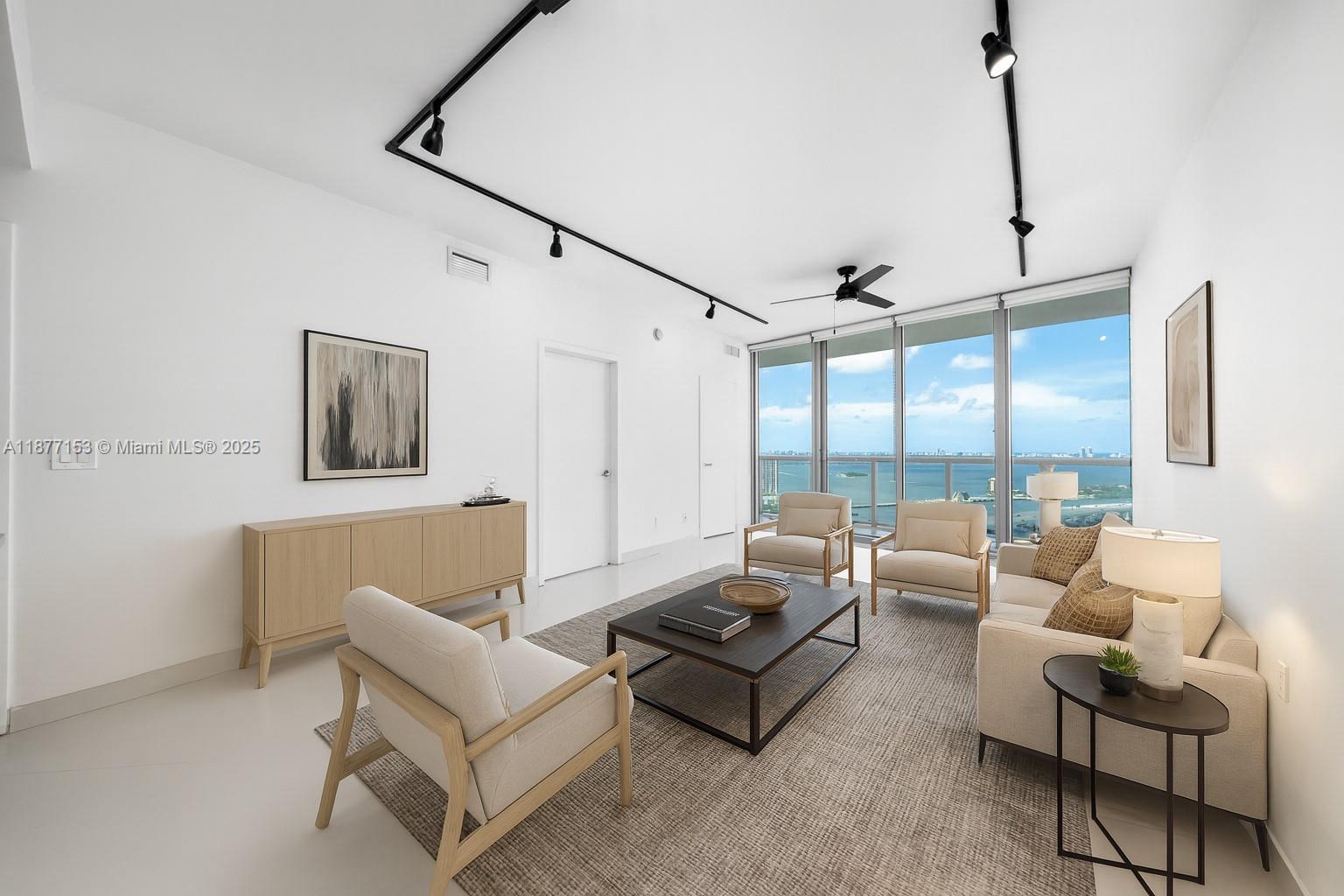 888 Biscayne Blvd #3710, Miami FL 33132