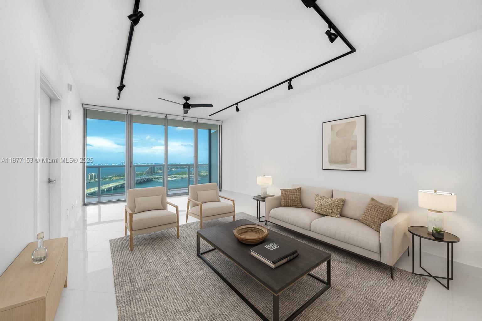 888 Biscayne Blvd #3710, Miami FL 33132
