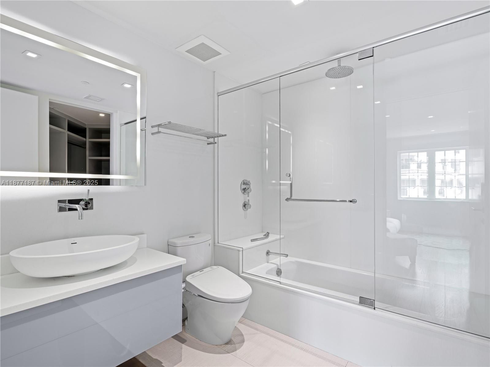 8011 Fisher Island Dr #8011, Miami Beach FL 33109