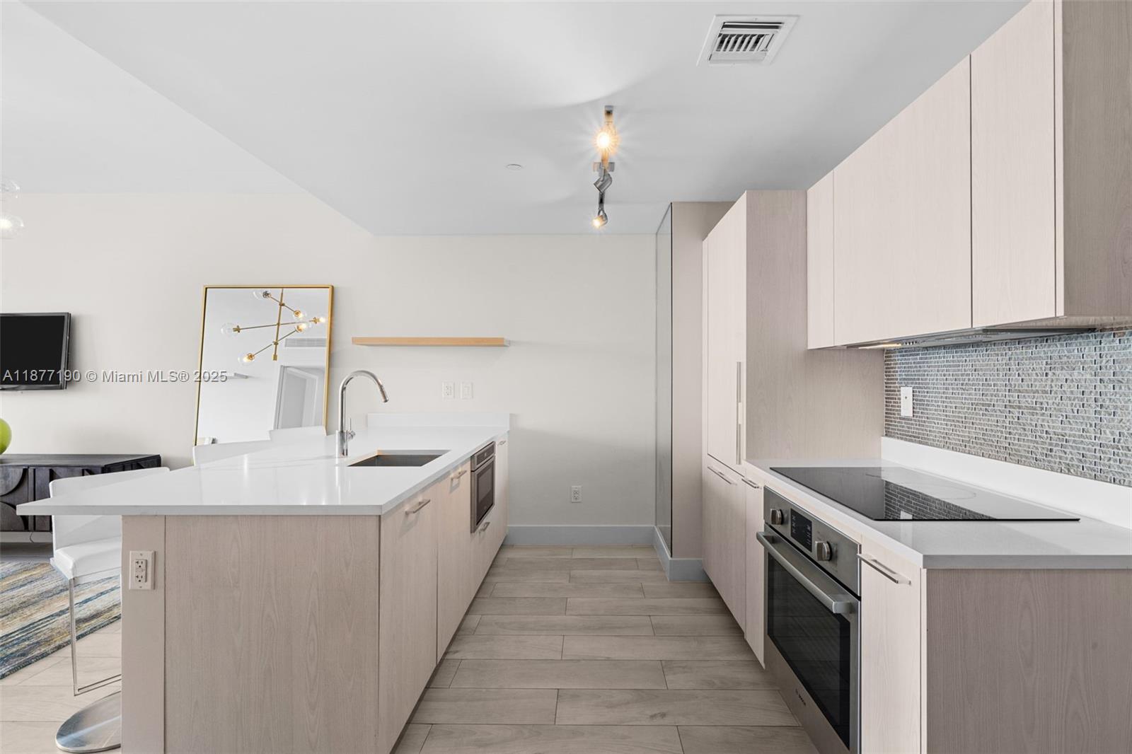 501 NE 31st St #2010, Miami FL 33137