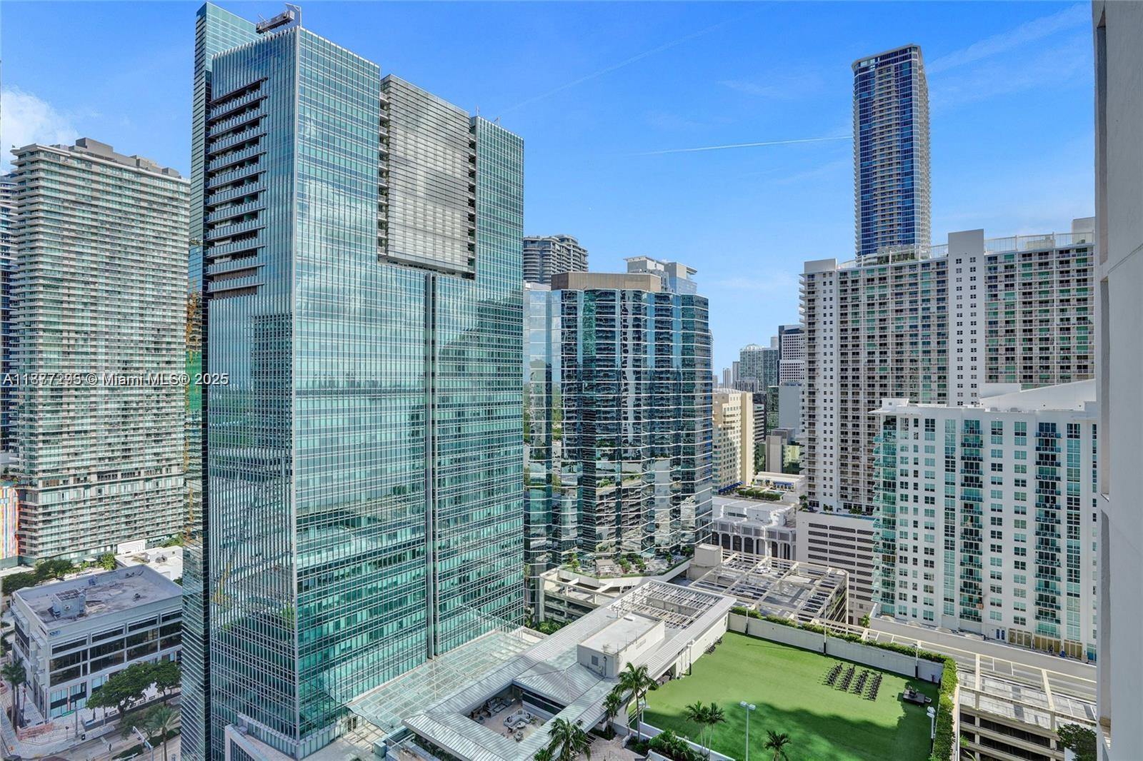 170 SE 14th St #2907, Miami FL 33131