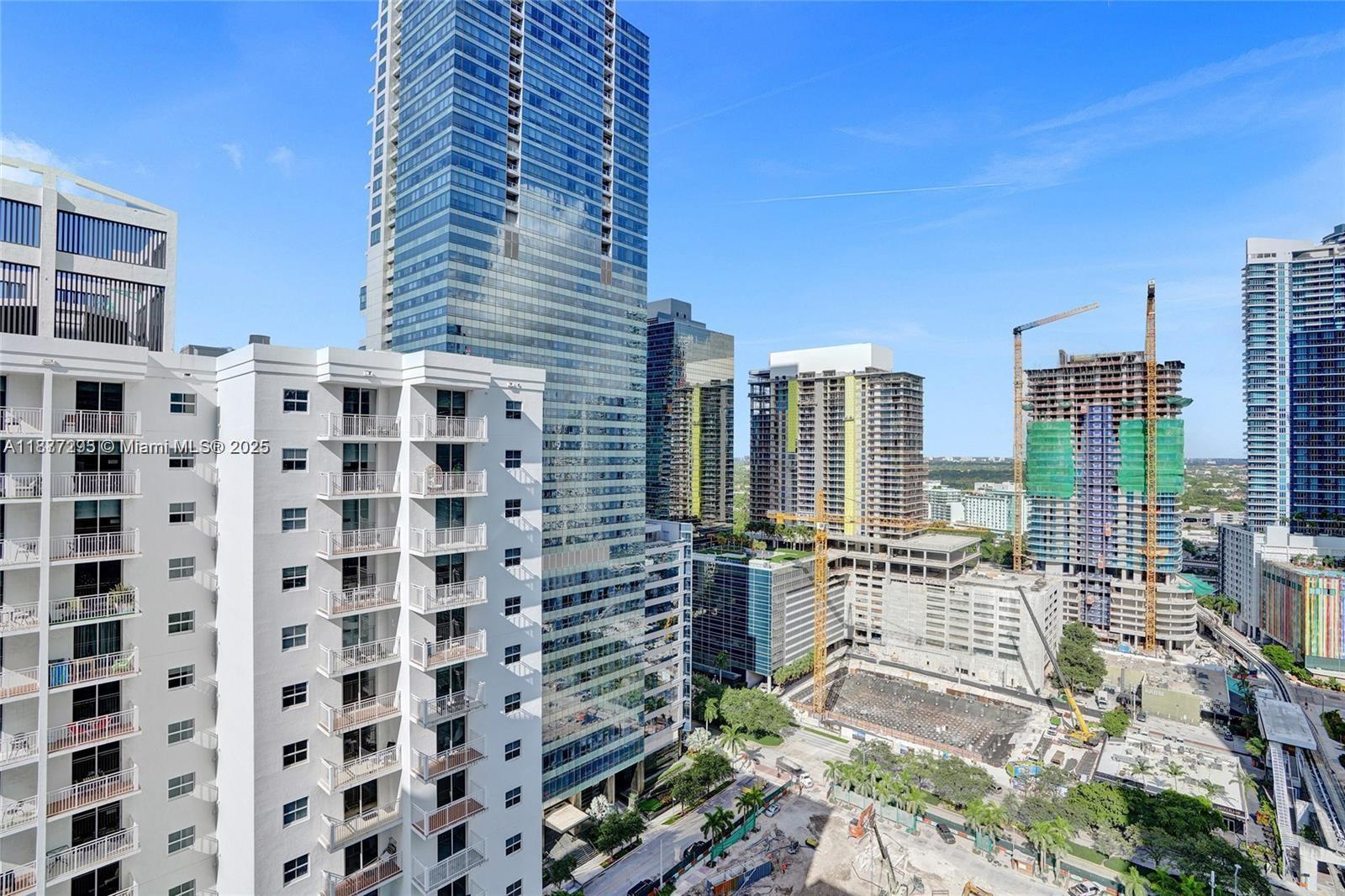 170 SE 14th St #2907, Miami FL 33131