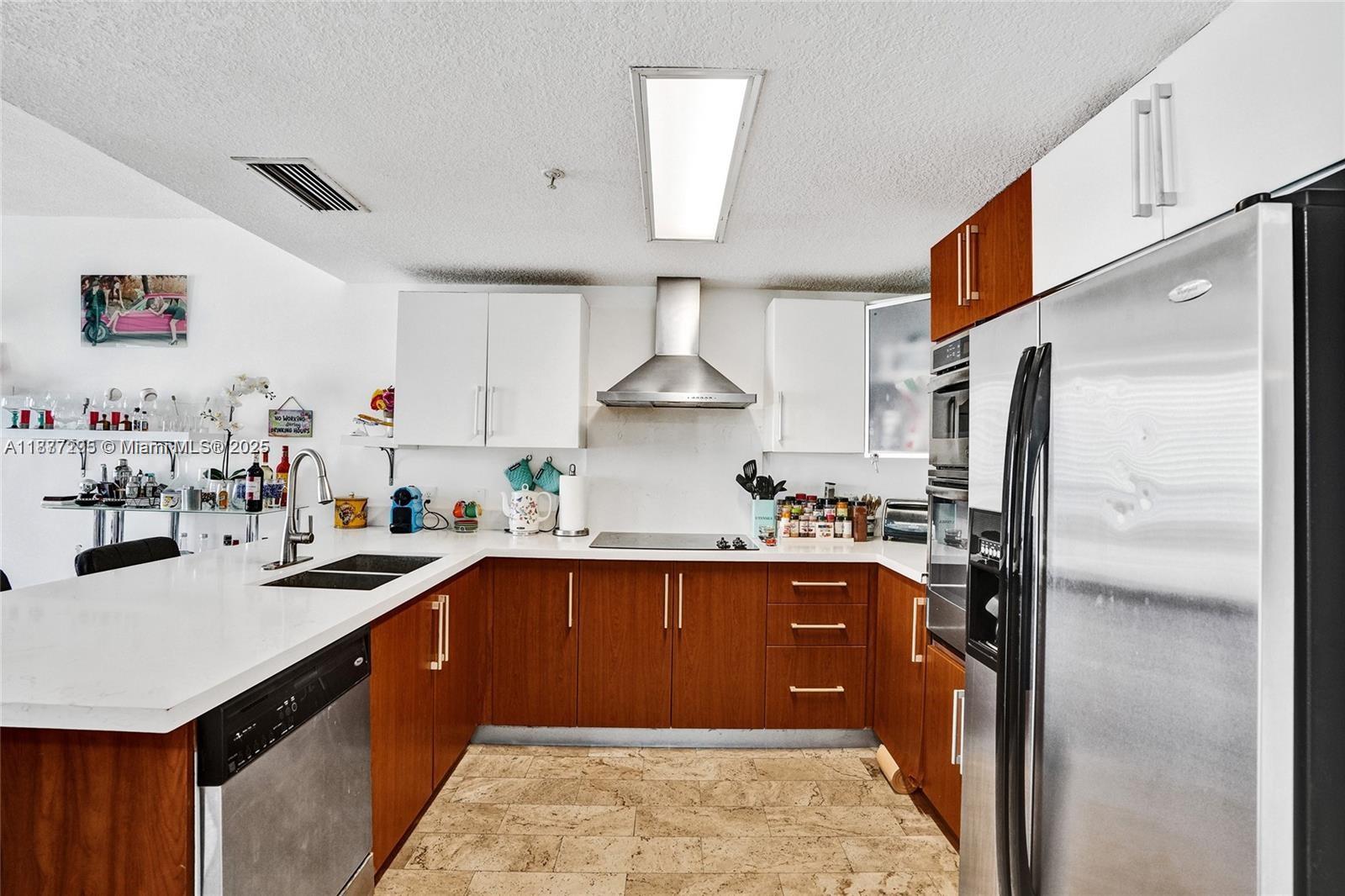 170 SE 14th St #2907, Miami FL 33131
