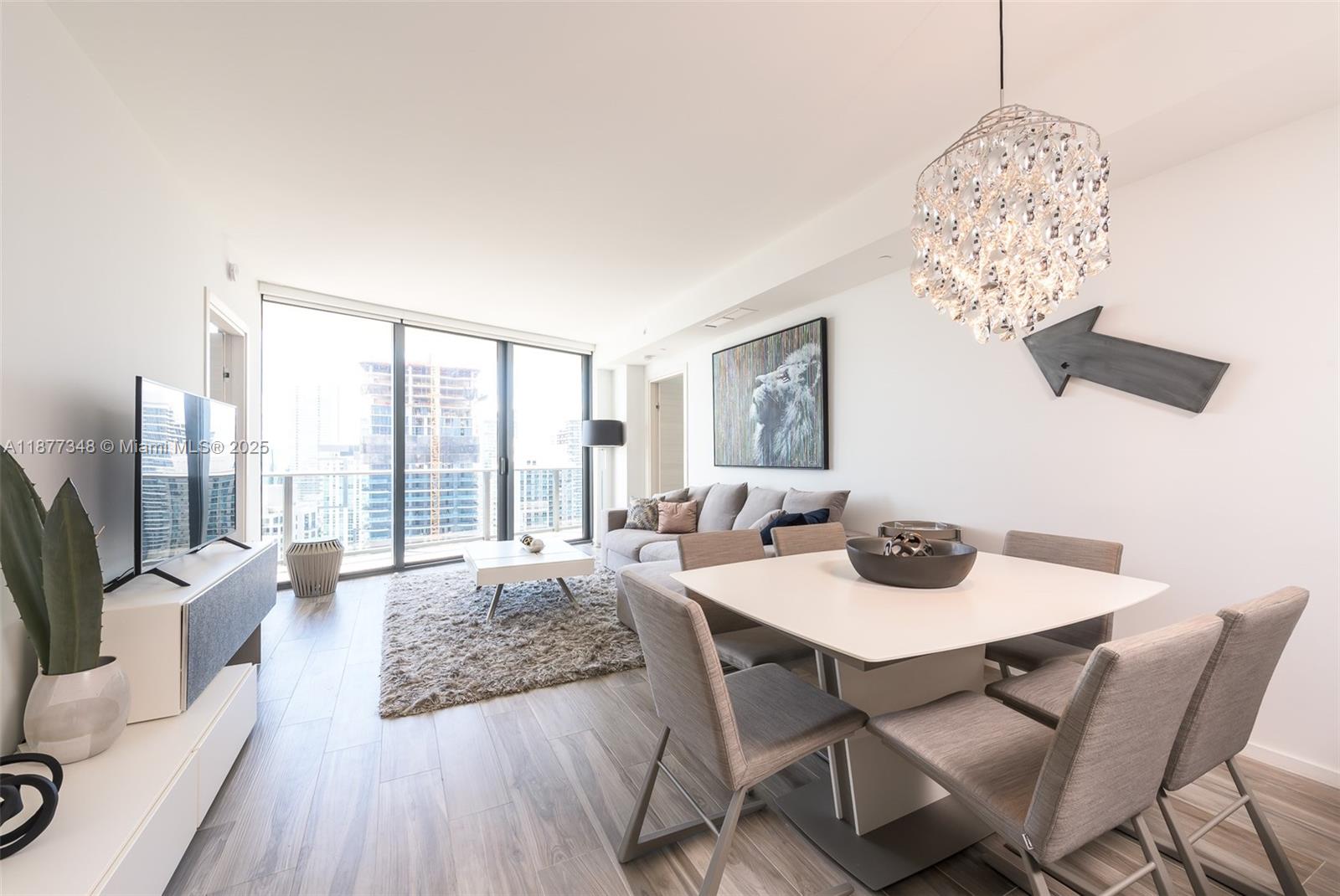 801 S Miami Ave #4302, Miami FL 33130
