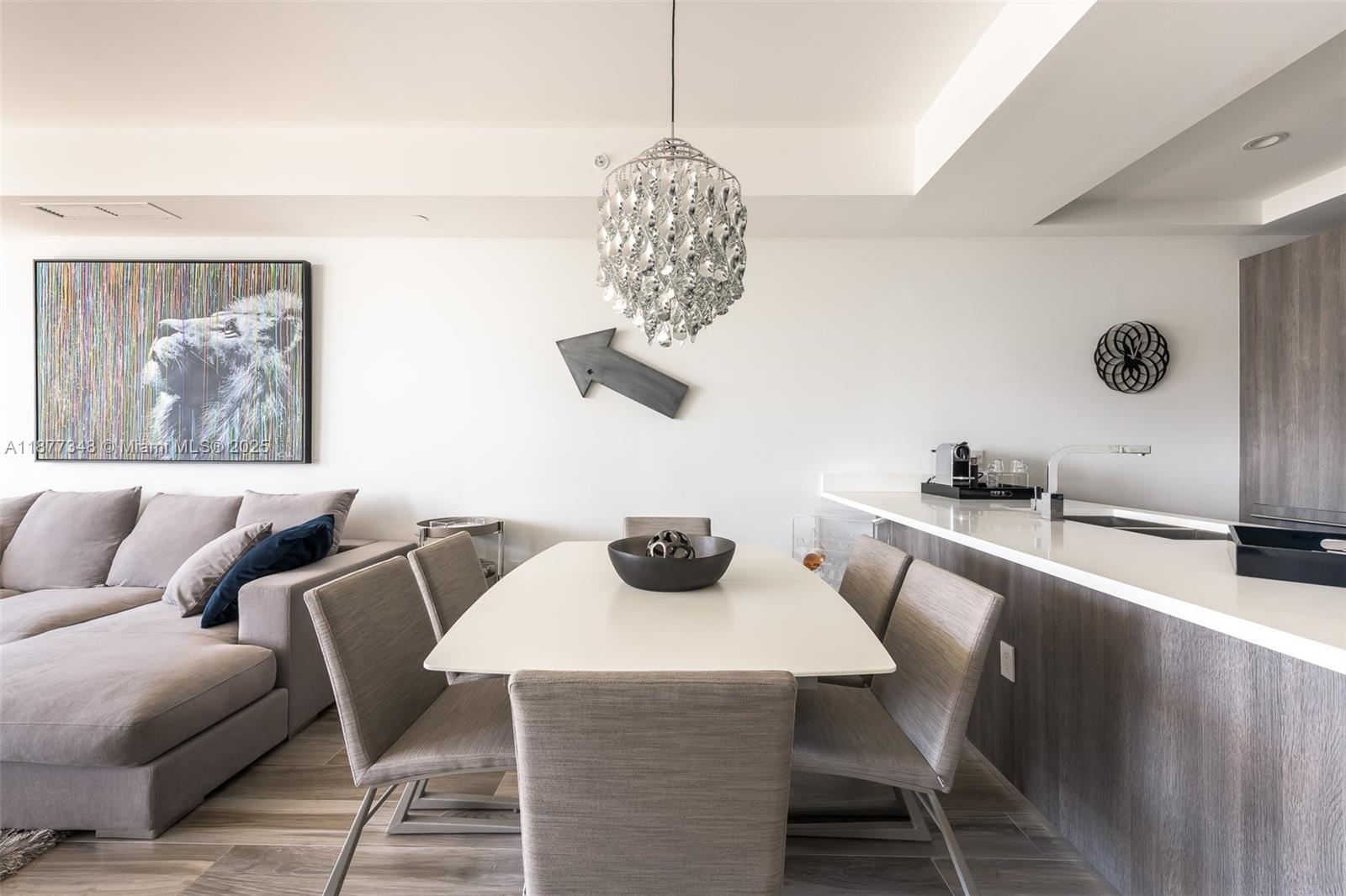 801 S Miami Ave #4302, Miami FL 33130