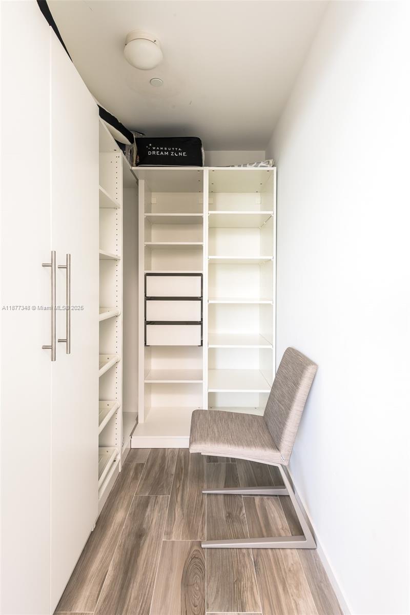 801 S Miami Ave #4302, Miami FL 33130