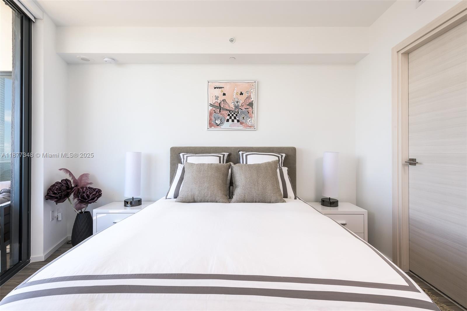 801 S Miami Ave #4302, Miami FL 33130