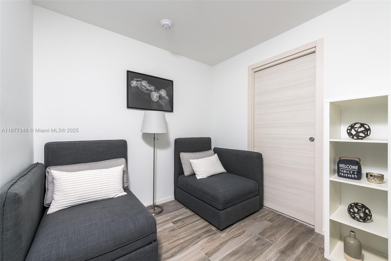 801 S Miami Ave #4302, Miami FL 33130