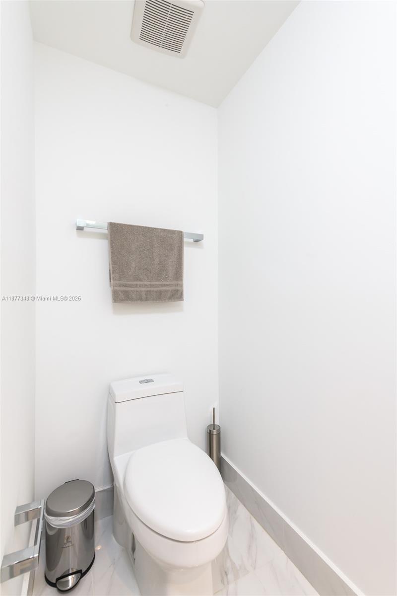 801 S Miami Ave #4302, Miami FL 33130
