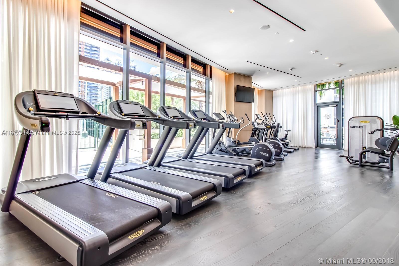 801 S Miami Ave #4302, Miami FL 33130