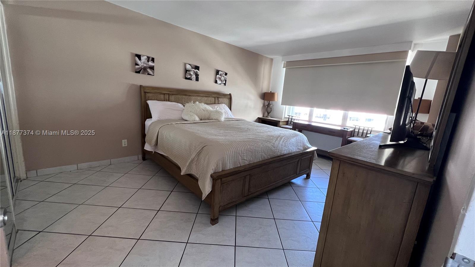 5161 Collins Ave #1701, Miami Beach FL 33140