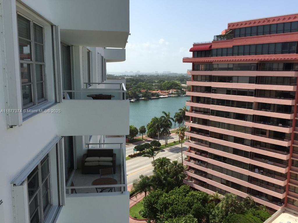 5161 Collins Ave #1701, Miami Beach FL 33140