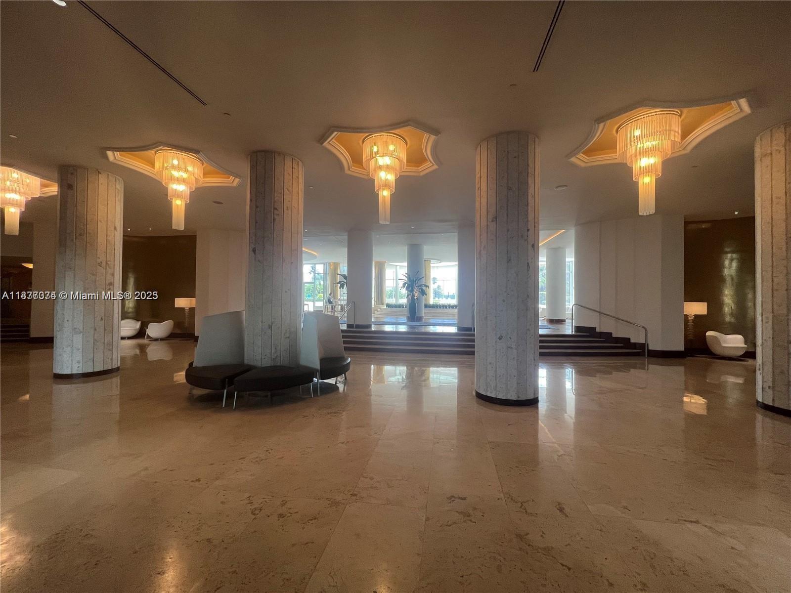 5161 Collins Ave #1701, Miami Beach FL 33140