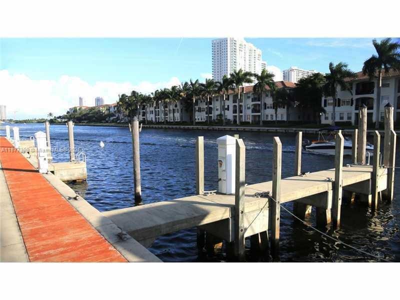 Aventura FL 33180 - A11877399