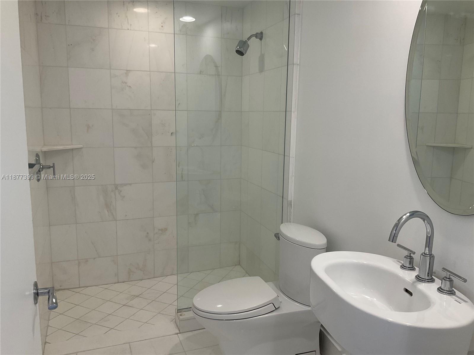 Aventura FL 33180 - A11877399