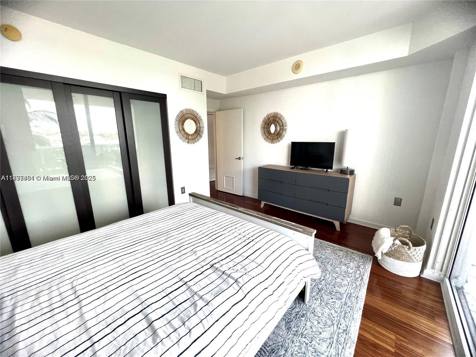 10275 Collins Ave #323, Bal Harbour FL 33154