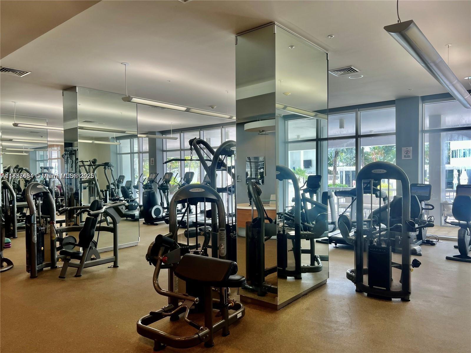 10275 Collins Ave #323, Bal Harbour FL 33154