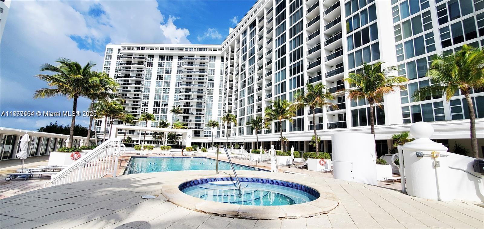 10275 Collins Ave #323, Bal Harbour FL 33154