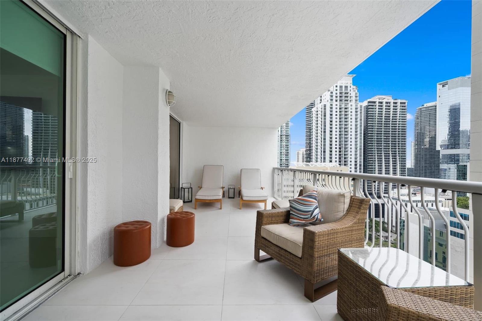 1200 Brickell Bay Dr #2812, Miami FL 33131