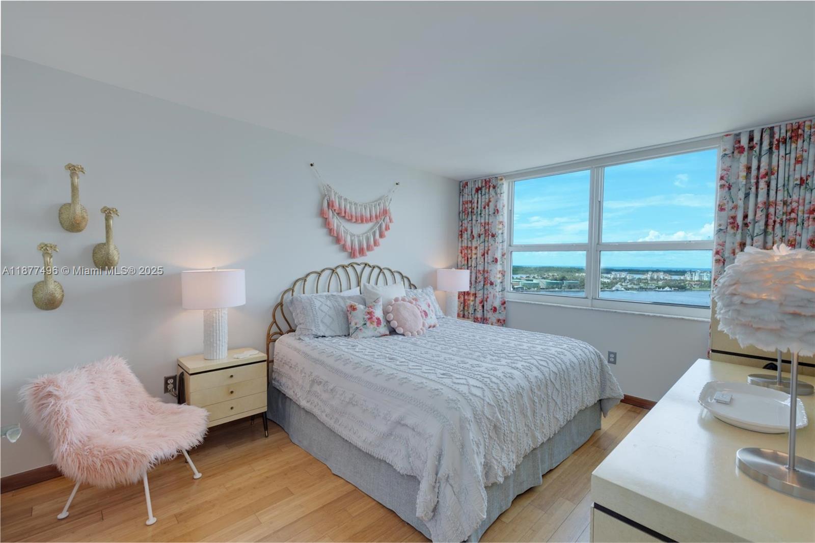 90 Alton Rd #2012, Miami Beach FL 33139