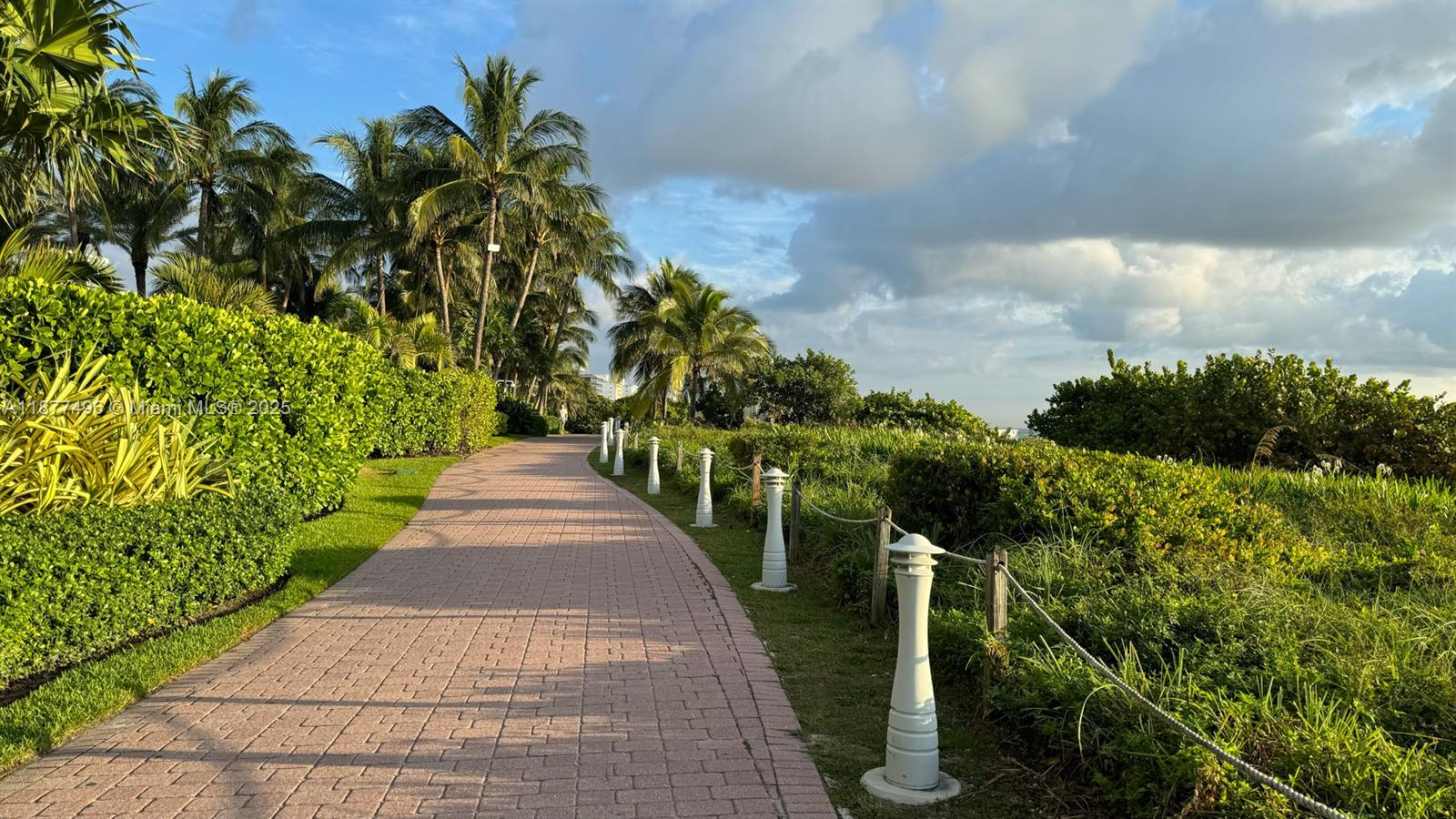90 Alton Rd #2012, Miami Beach FL 33139