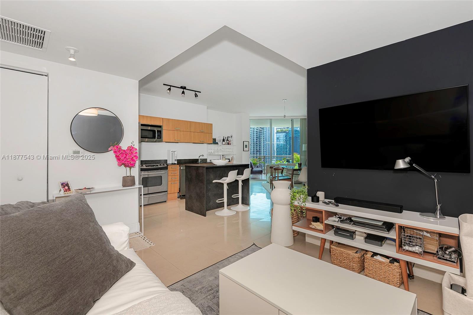 350 S Miami Ave #3508, Miami FL 33130