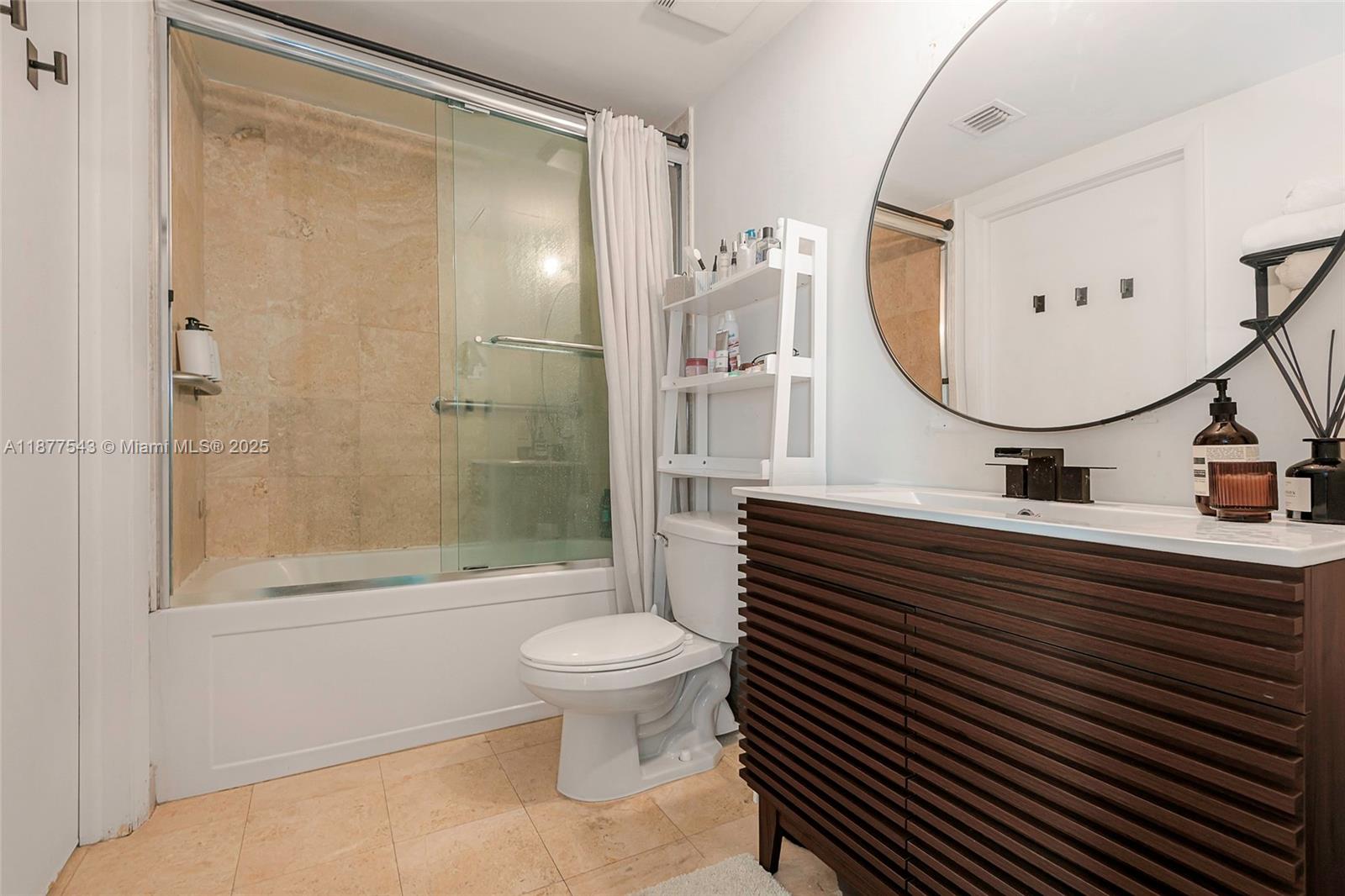 350 S Miami Ave #3508, Miami FL 33130